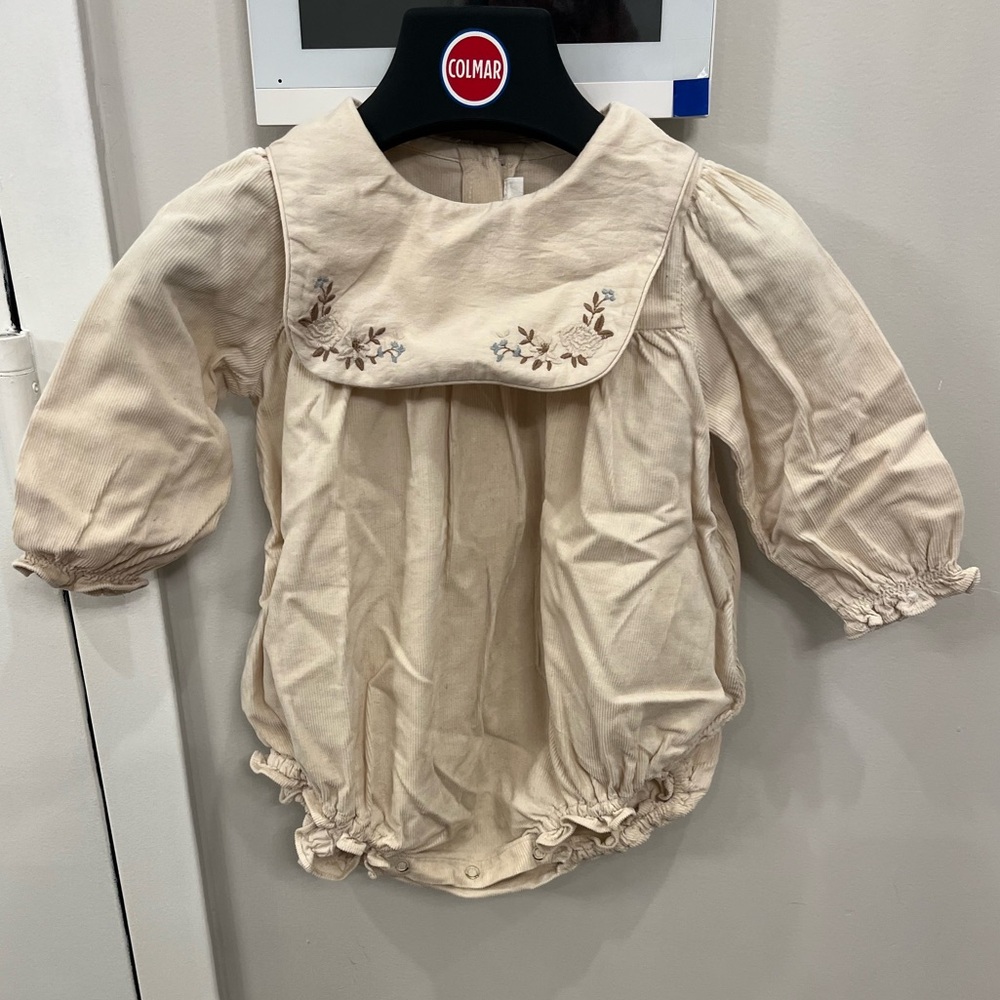 Louisiella Romper 12 months great condition!